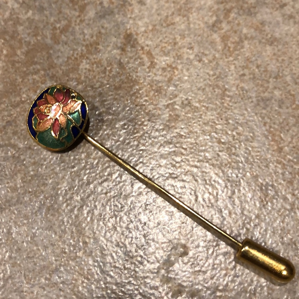 Cloisonné pin